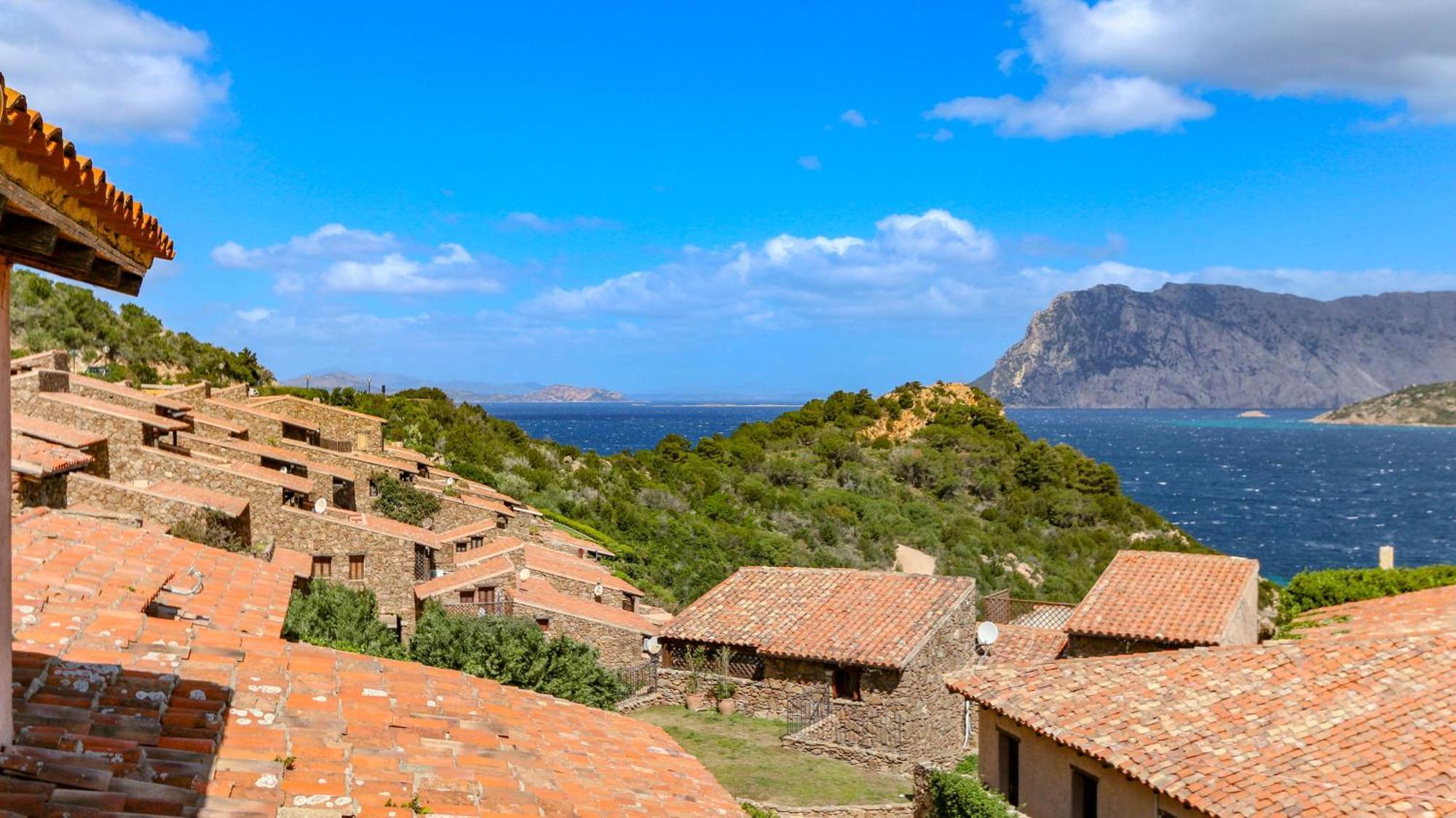 Appartamento Mare Nostrum - Vista Mare & A/C カーポ・コーダ・カヴァッロ エクステリア 写真