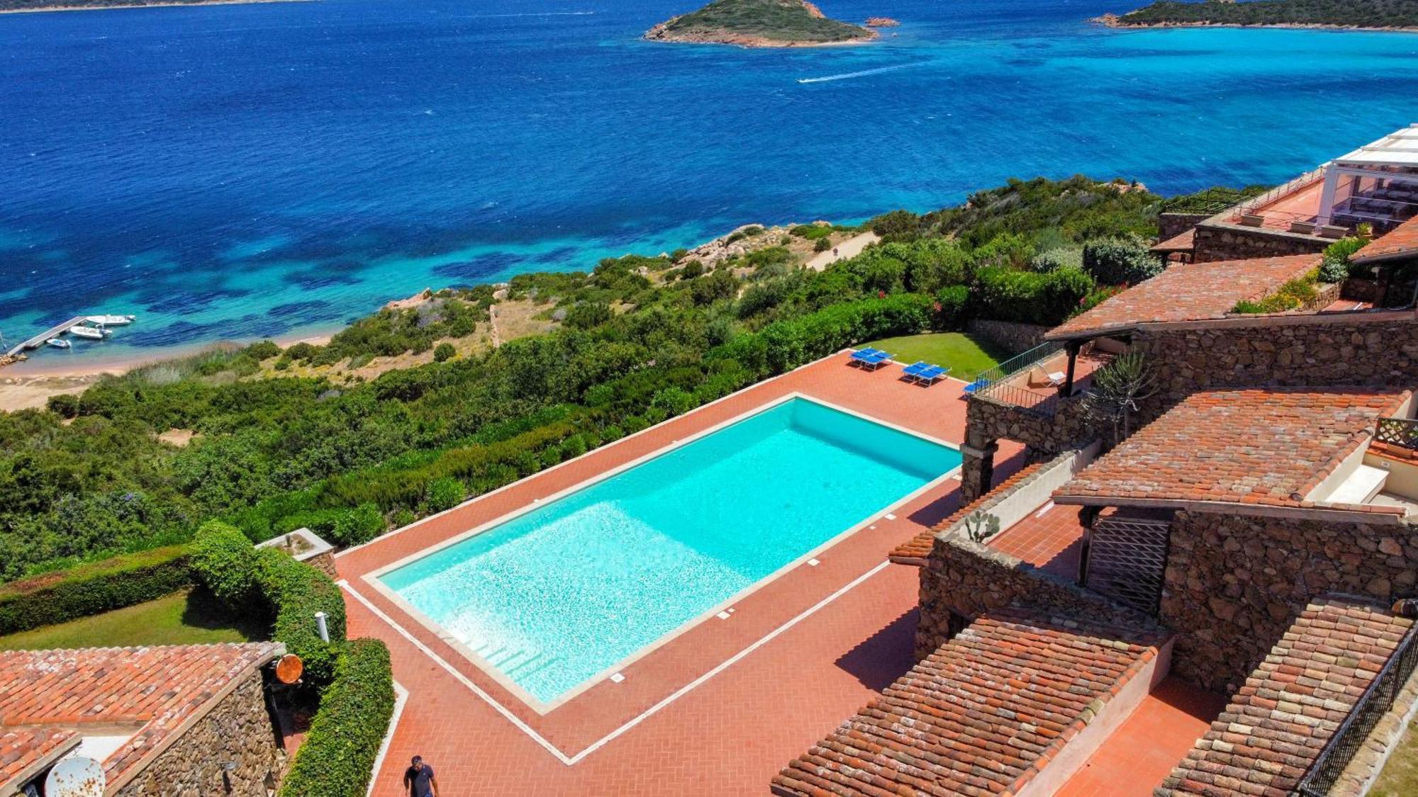Appartamento Mare Nostrum - Vista Mare & A/C カーポ・コーダ・カヴァッロ エクステリア 写真
